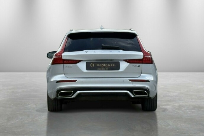 volvo-v60-elektrisitetbensin-2019-big-7
