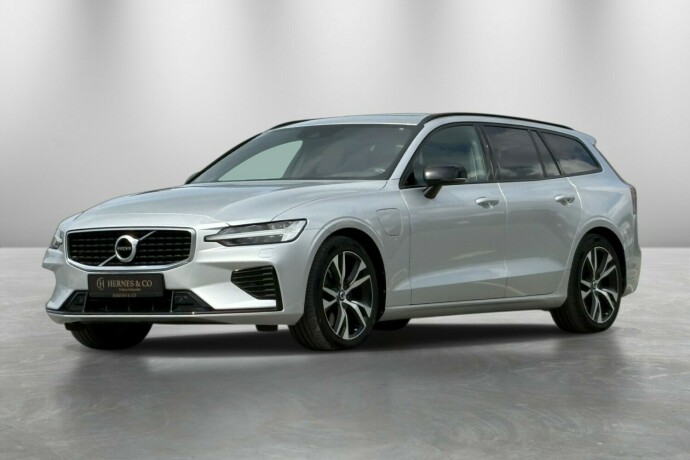 volvo-v60-elektrisitetbensin-2019-big-0