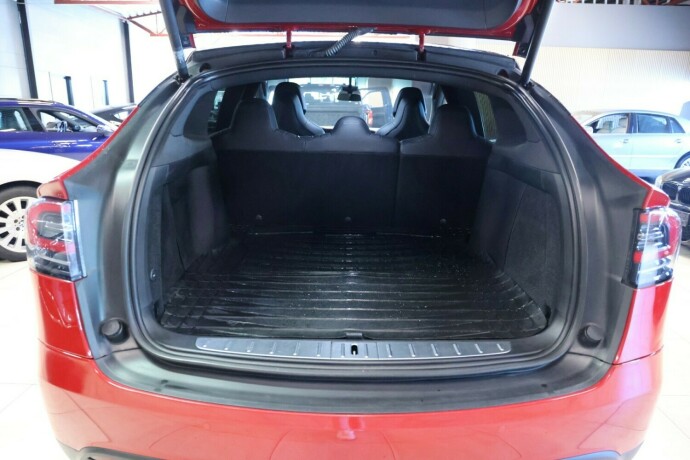 tesla-model-x-elektrisitet-2019-big-7