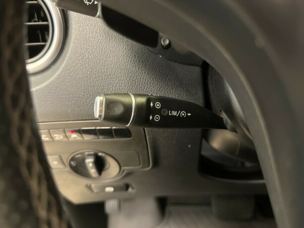 mercedes-benz-vito-diesel-2016-big-22