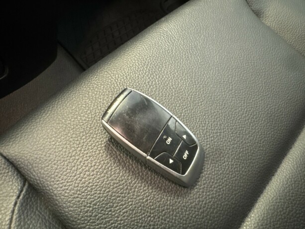 mercedes-benz-vito-diesel-2016-big-12