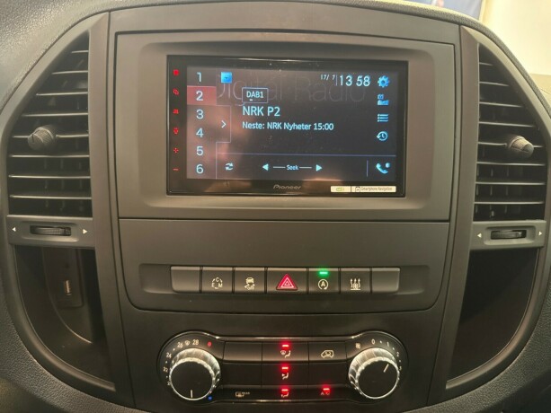 mercedes-benz-vito-diesel-2016-big-10
