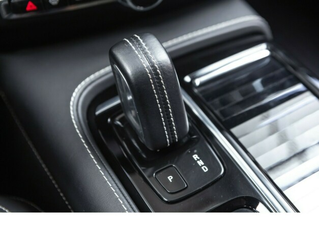 volvo-v60-elektrisitetbensin-2021-big-22