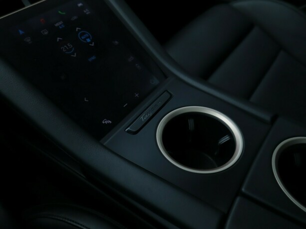 porsche-taycan-elektrisitet-2020-big-15