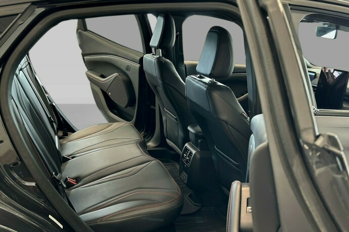 ford-mustang-mach-e-elektrisitet-2022-big-15