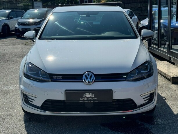 volkswagen-golf-elektrisitetbensin-2016-big-1