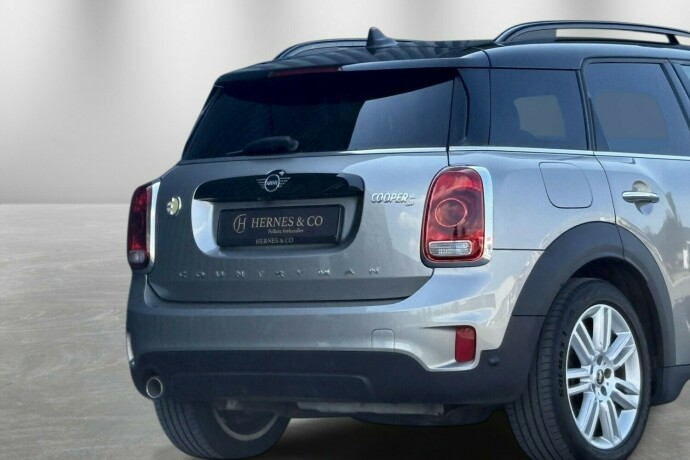 mini-countryman-elektrisitetbensin-2019-big-7