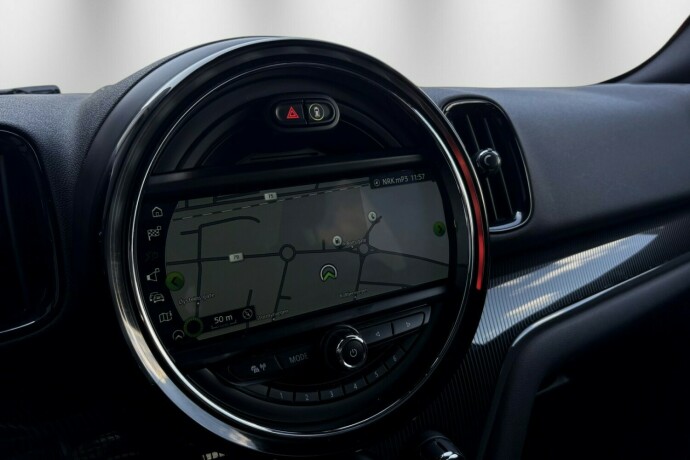 mini-countryman-elektrisitetbensin-2019-big-31