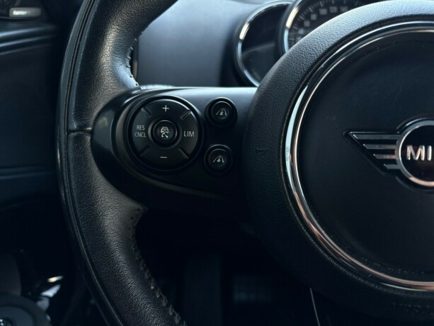 mini-countryman-elektrisitetbensin-2019-big-18