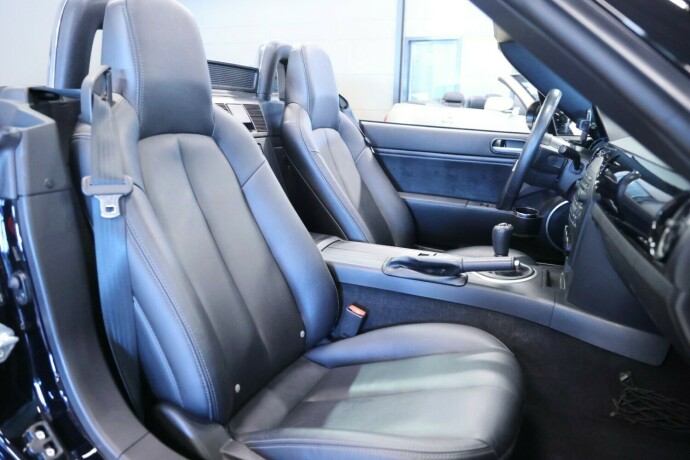 mazda-mx-5-bensin-2008-big-7