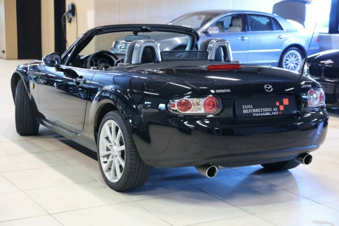mazda-mx-5-bensin-2008-big-1