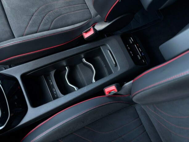 volkswagen-id4-gtx-elektrisitet-2023-big-34