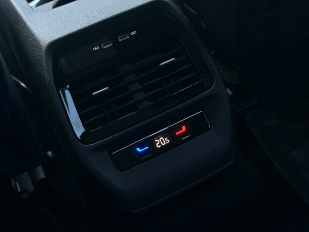 volkswagen-id4-gtx-elektrisitet-2023-big-32