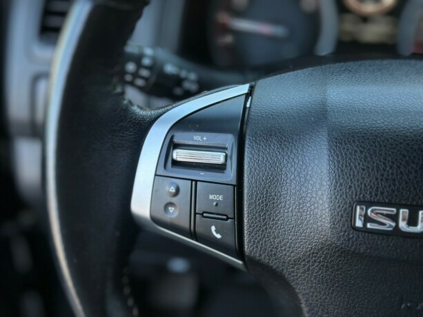 isuzu-d-max-diesel-2019-big-22