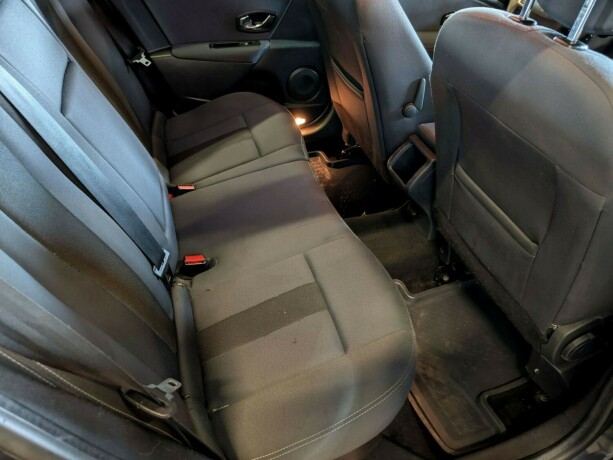 renault-megane-diesel-2012-big-23