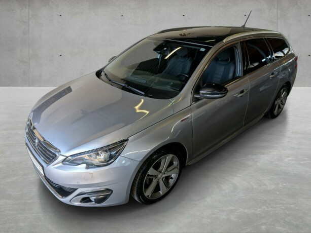 peugeot-308-bensin-2017-big-4