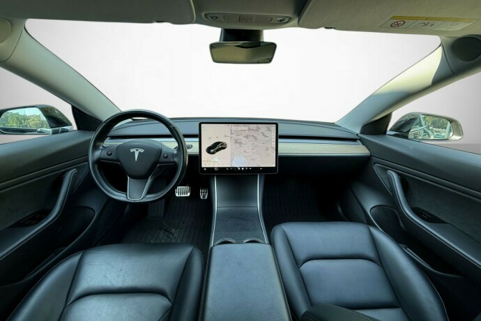 tesla-model-3-elektrisitet-2019-big-38