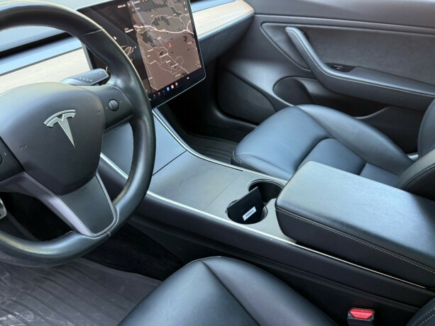 tesla-model-3-elektrisitet-2019-big-19