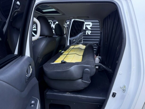 nissan-navara-diesel-2019-big-30