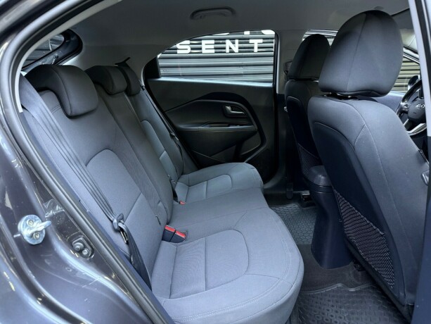 kia-rio-bensin-2015-big-23