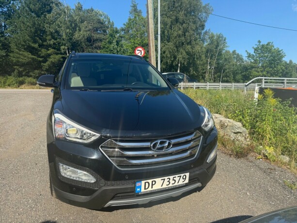 hyundai-santa-fe-diesel-2015-big-23