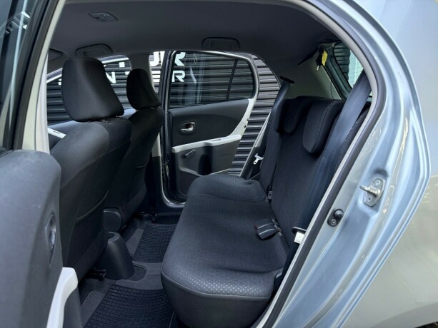 toyota-yaris-bensin-2009-big-21