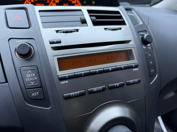 toyota-yaris-bensin-2009-big-15