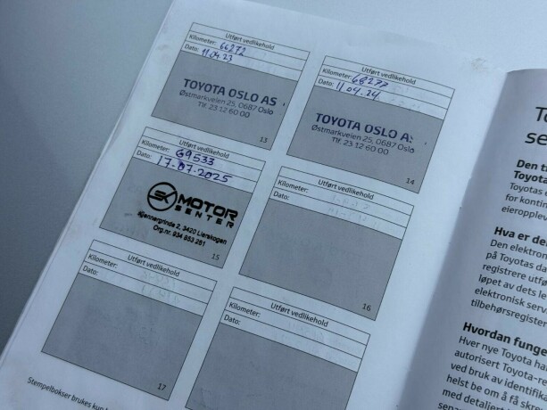 toyota-corolla-bensin-2010-big-27