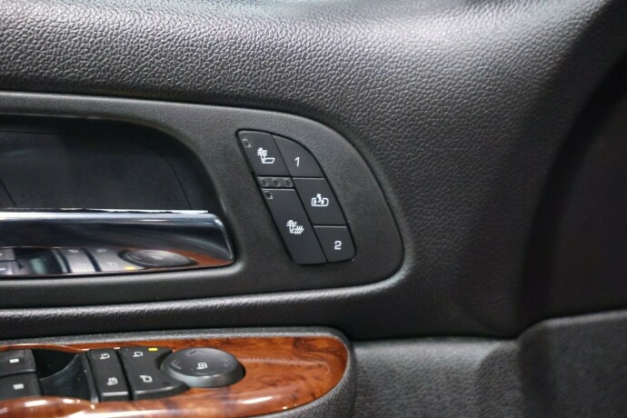 chevrolet-suburban-bensin-2010-big-7