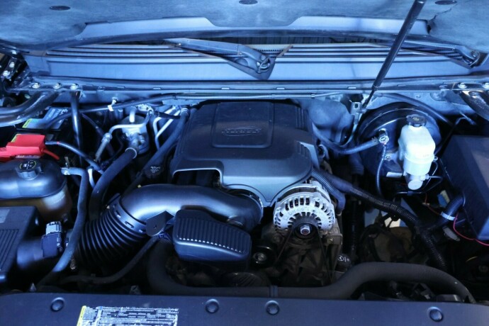 chevrolet-suburban-bensin-2010-big-4