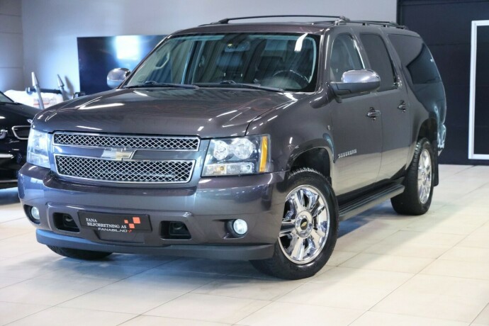 chevrolet-suburban-bensin-2010-big-0