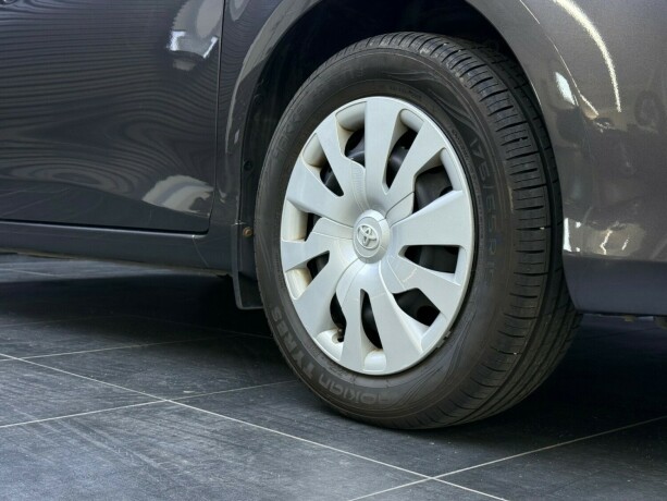 toyota-yaris-elektrisitetbensin-2016-big-7