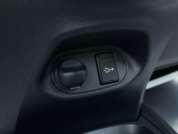 toyota-yaris-elektrisitetbensin-2016-big-25