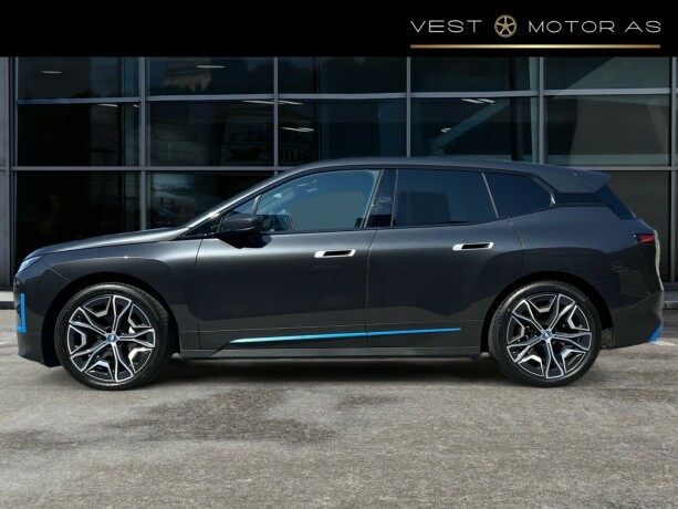 bmw-ix-xdrive-40-elektrisitet-2022-big-3