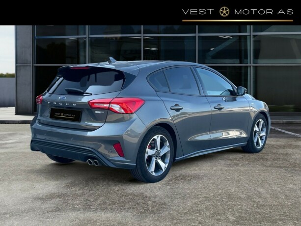 ford-focus-elektrisitetbensin-2021-big-6