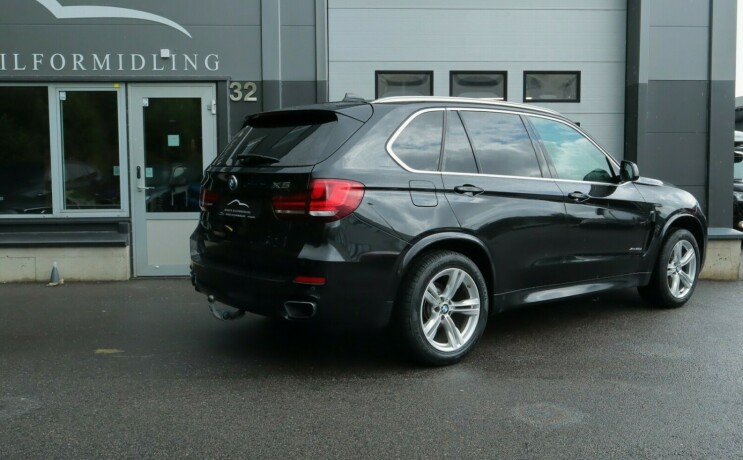 bmw-x5-diesel-2017-big-1