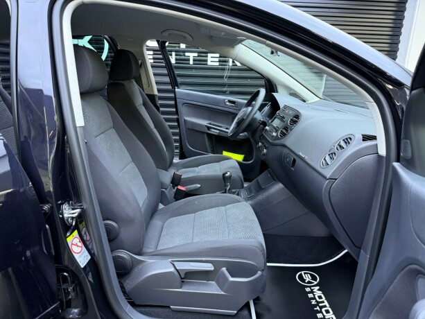volkswagen-golf-plus-bensin-2013-big-23