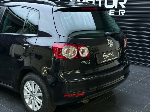 volkswagen-golf-plus-bensin-2013-big-5