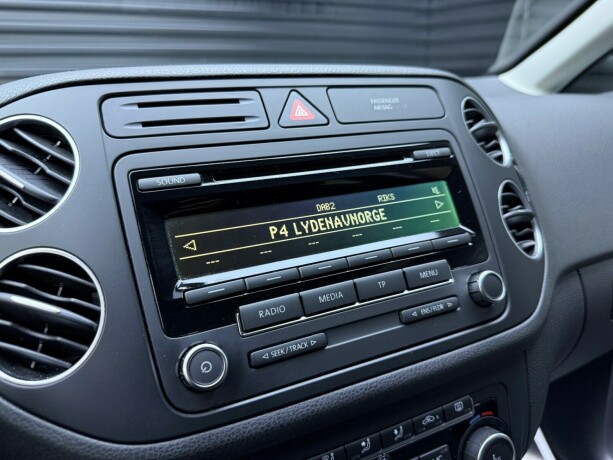 volkswagen-golf-plus-bensin-2013-big-18