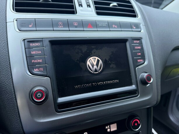 volkswagen-polo-bensin-2015-big-16