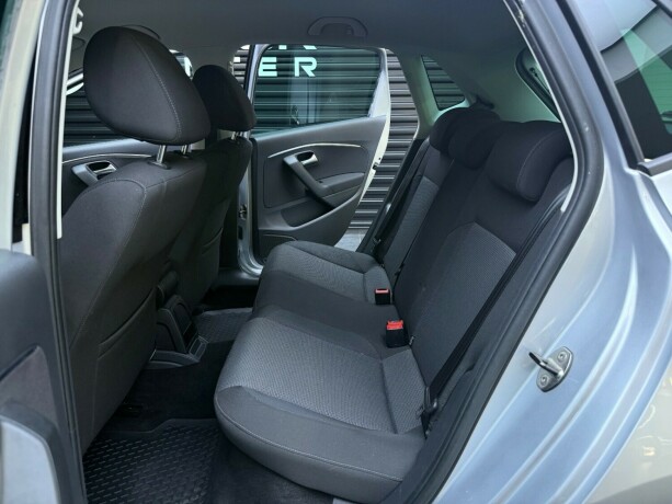 volkswagen-polo-bensin-2015-big-27