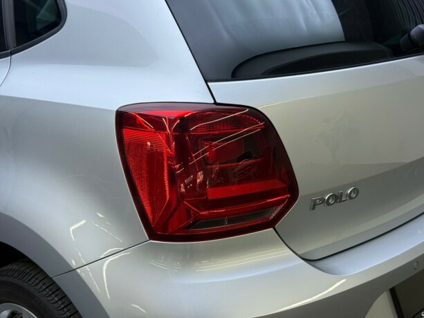 volkswagen-polo-bensin-2015-big-6