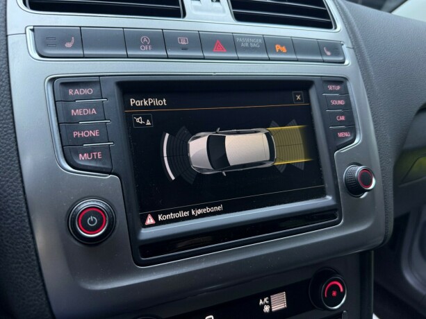 volkswagen-polo-bensin-2015-big-17