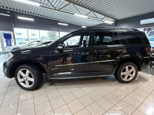 mercedes-benz-gl-diesel-2007-big-3