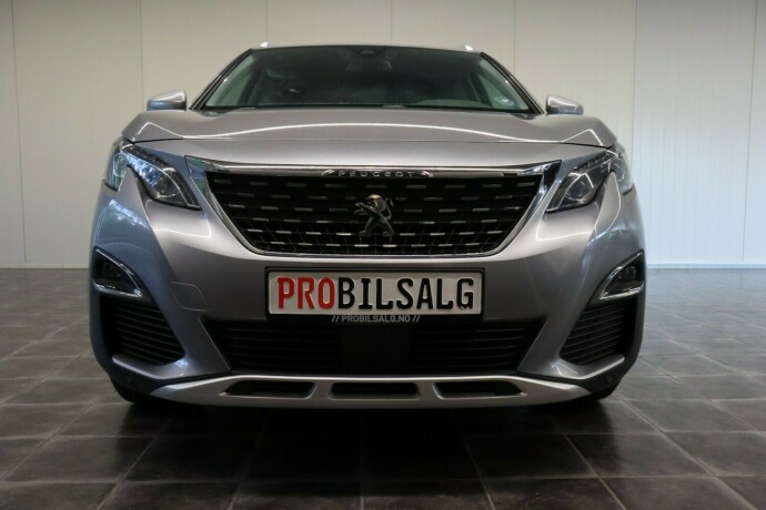 peugeot-5008-bensin-2018-big-4