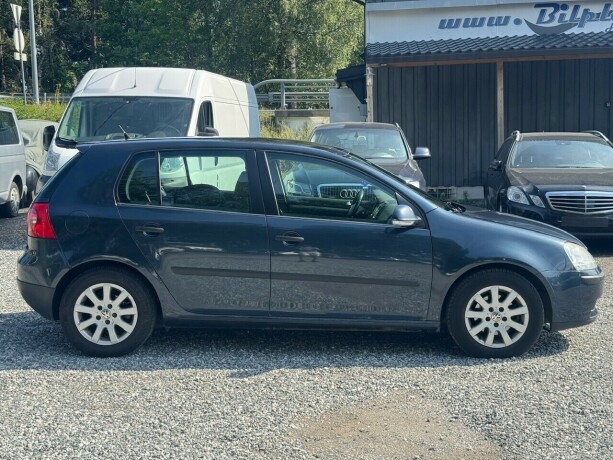 volkswagen-golf-diesel-2008-big-7