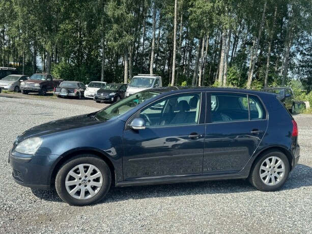 volkswagen-golf-diesel-2008-big-3