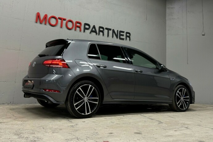 volkswagen-golf-elektrisitetbensin-2019-big-7