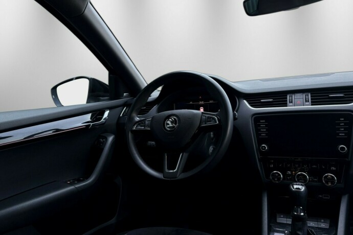 skoda-octavia-diesel-2020-big-13