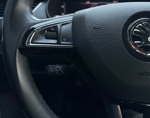 skoda-octavia-diesel-2020-big-16